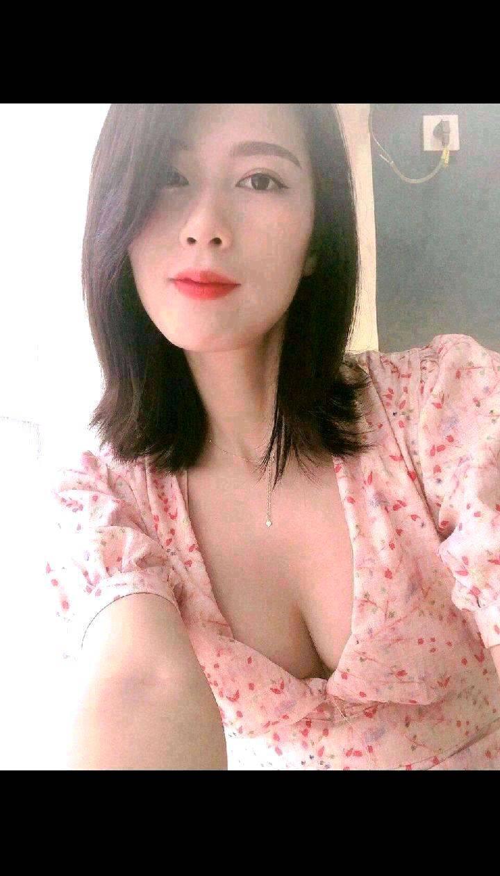 离异少妇华联超市收银员